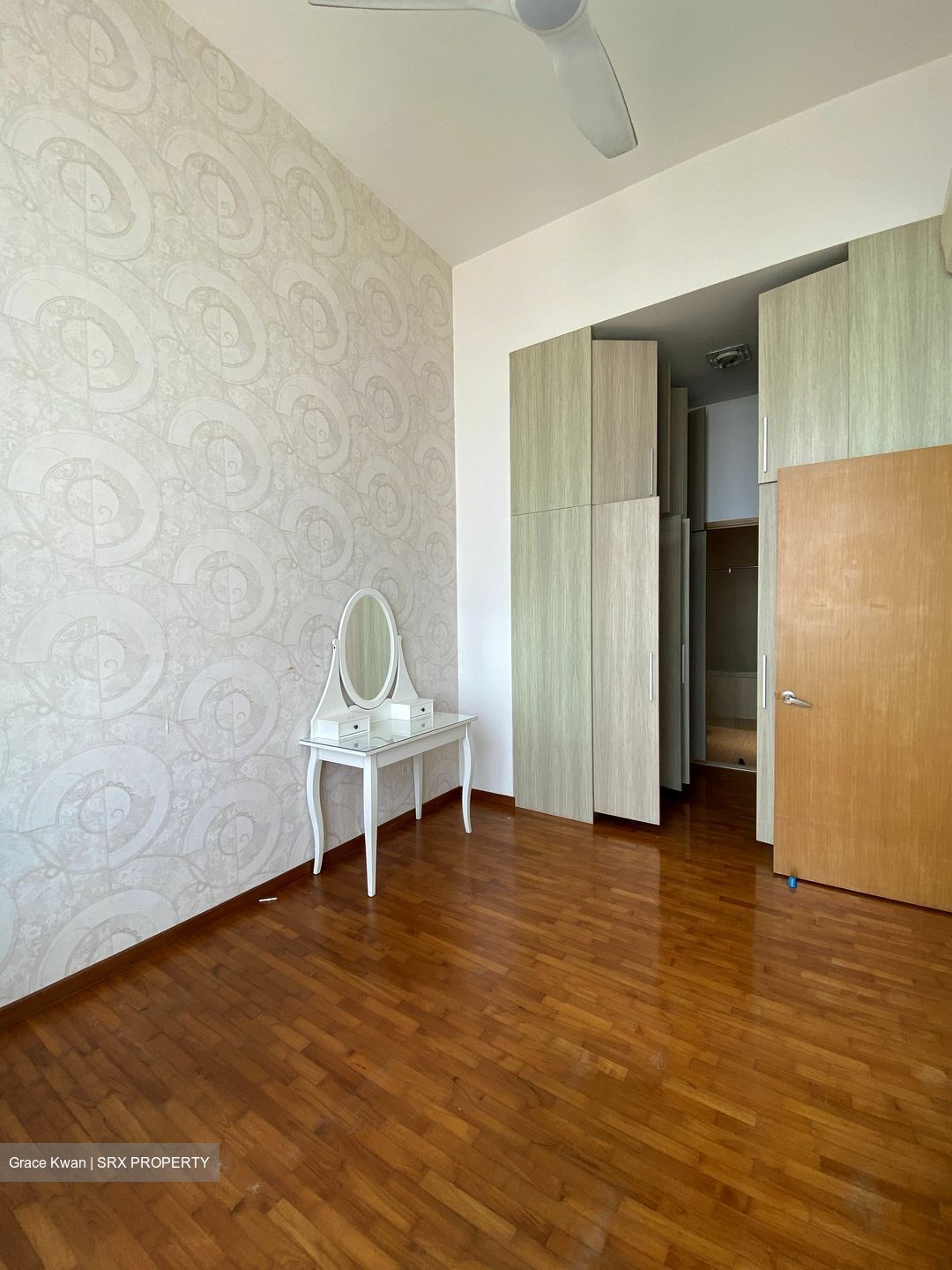 Clover By The Park (D20), Condominium #559592151